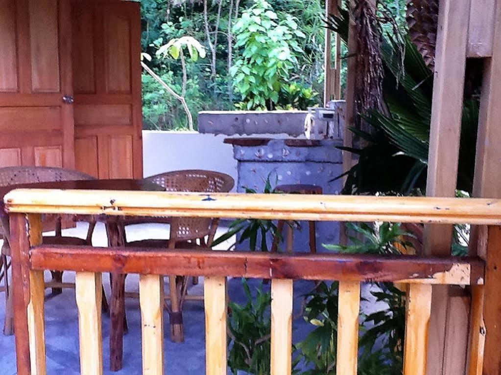Coco Bay Guest House Anse Volbert Village Eksteriør billede