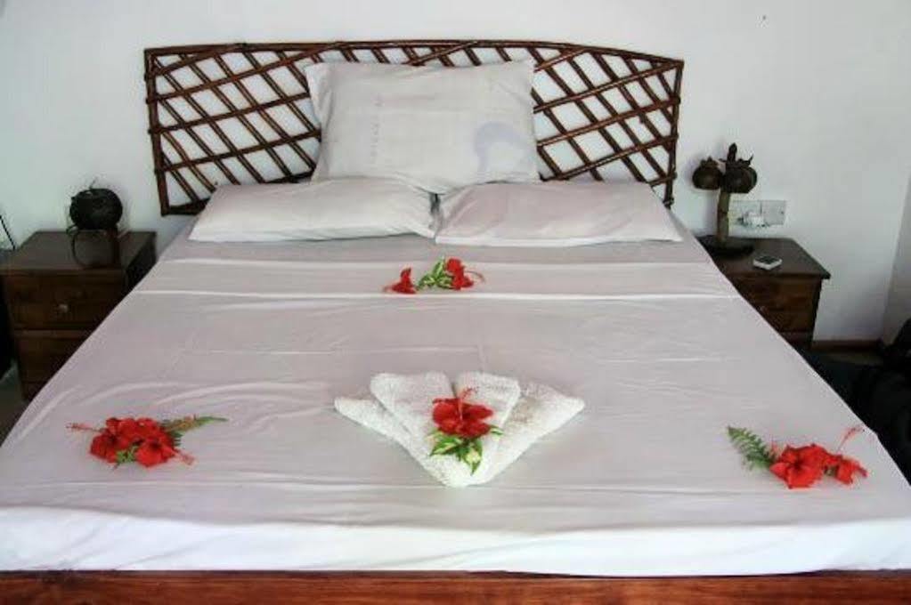 Coco Bay Guest House Anse Volbert Village Eksteriør billede